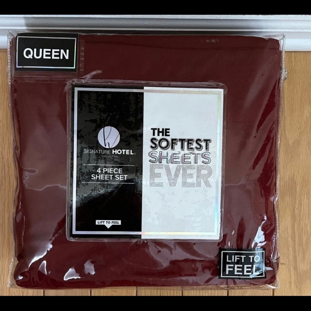 NWT queen sized signature hotel 4 piece microfiber